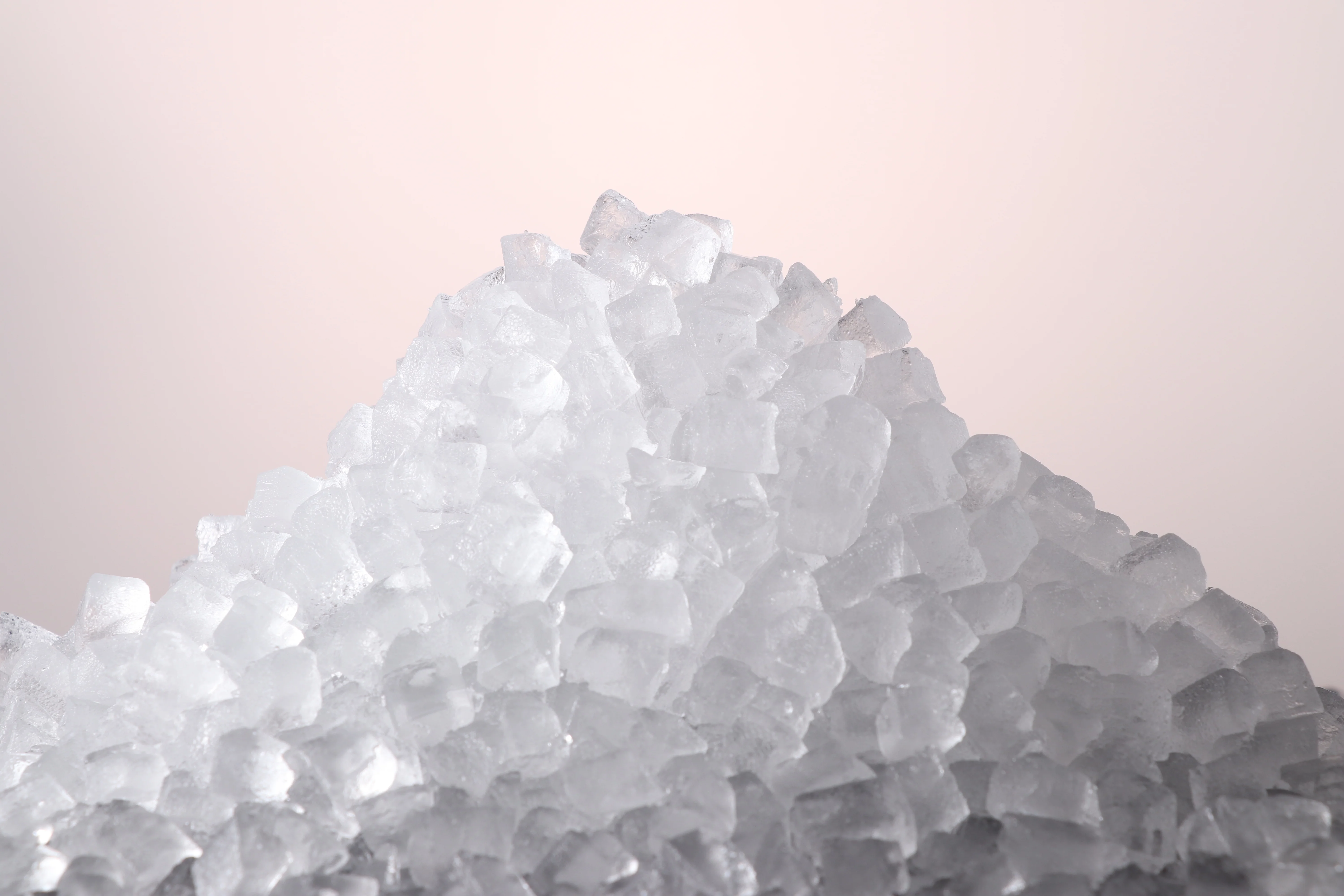 Frigidaire Nugget Ice Maker EFIC256, Countertop Nugget Ice Machine with Transparent Window, Nugget Ice Maker with 44 lbs. Capacity, Auto Self Cleaning Ice Maker Machine, Black