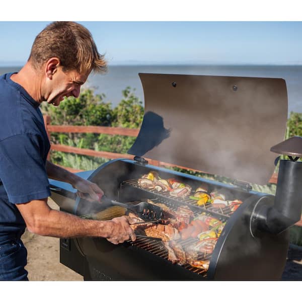 694 sq. in. Pellet Grill and Smoker in Bronze